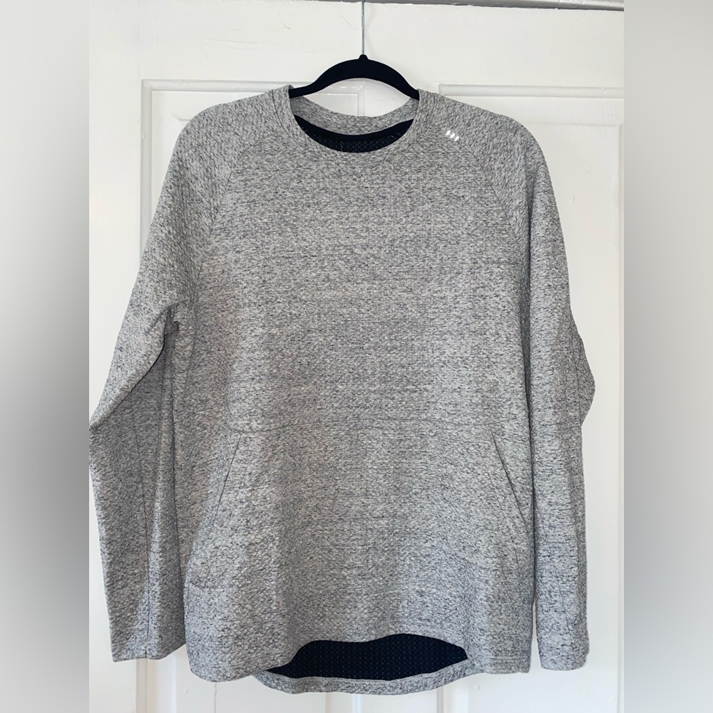 lululemon Men’s At Ease Pull Over sweatshirt